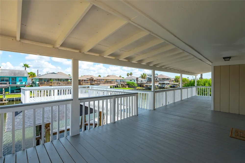 920 Bonita Street Bayou Vista, TX 77563