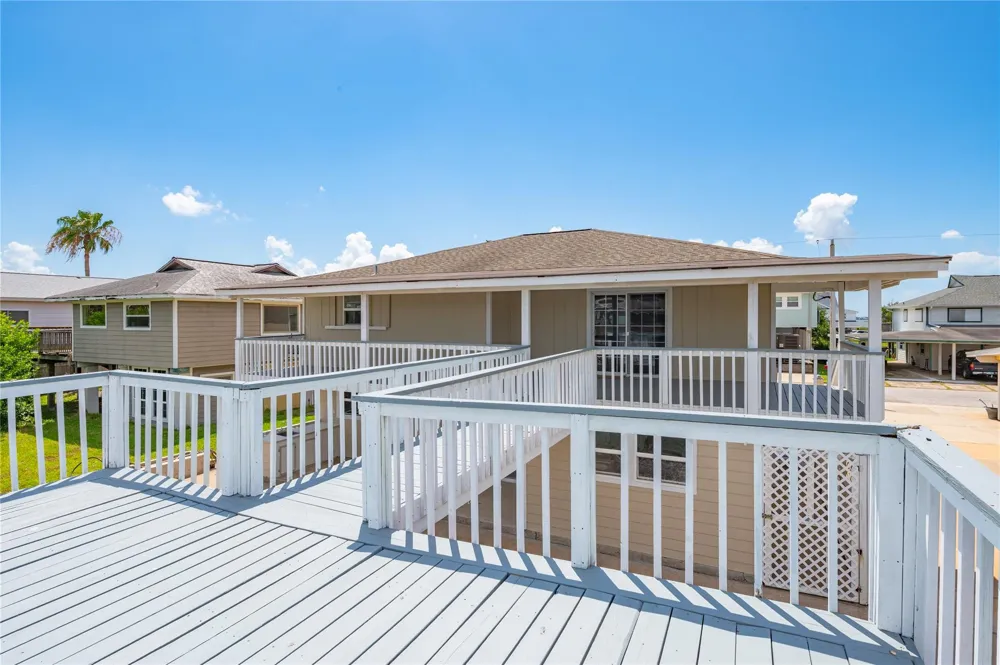 920 Bonita Street Bayou Vista, TX 77563