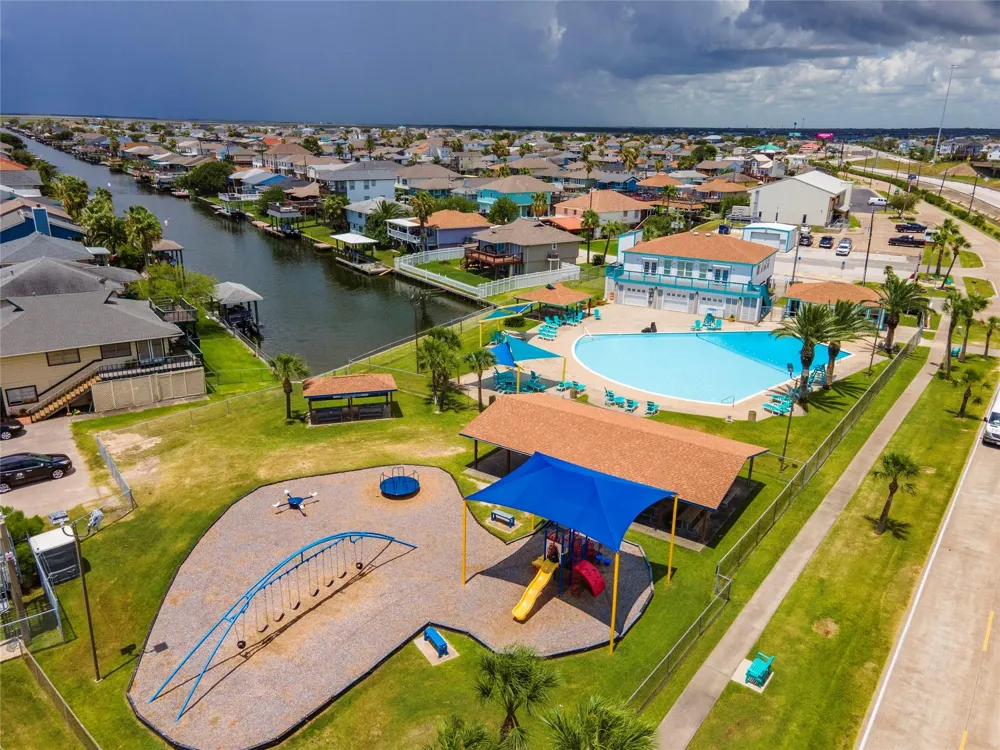 920 Bonita Street Bayou Vista, TX 77563