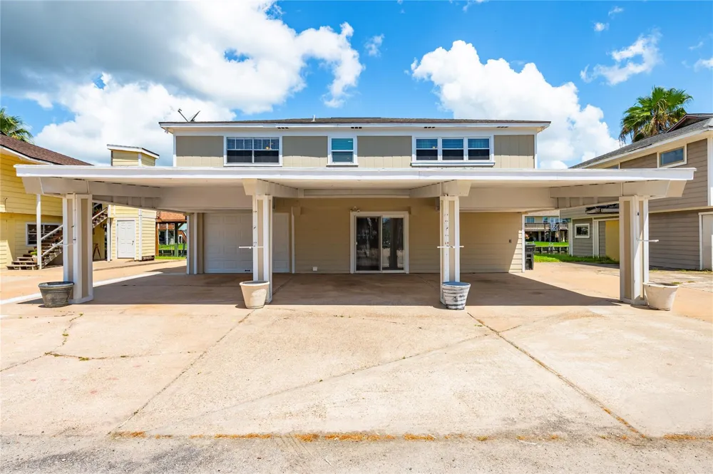 920 Bonita Street Bayou Vista, TX 77563
