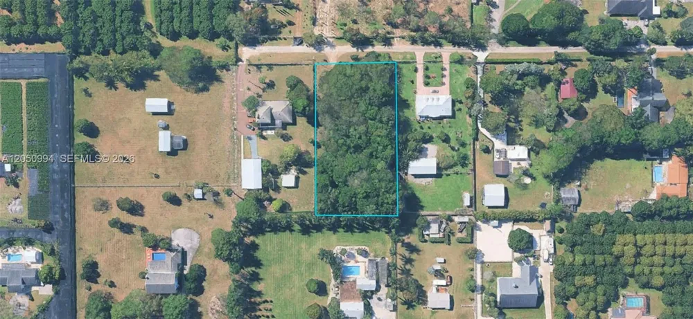 194 SW 234th St Miami, FL 33031