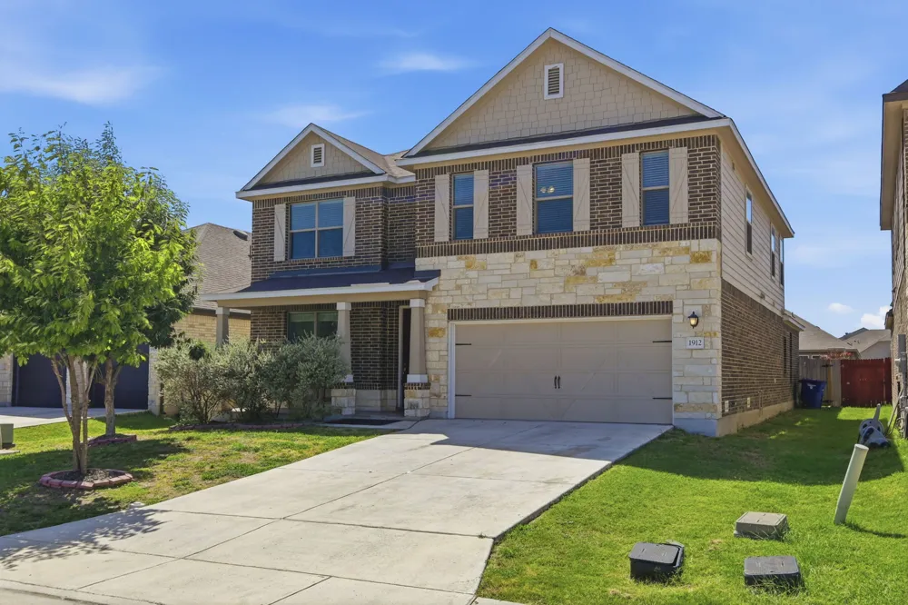 1912 Cool Breeze New Braunfels, TX 78130
