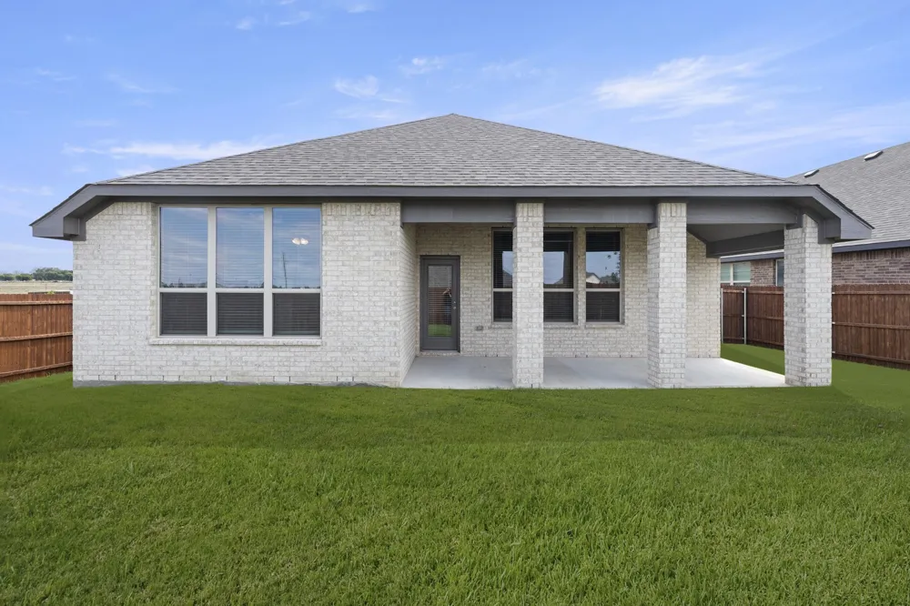 117 Meadow Road Balch Springs, TX 75181