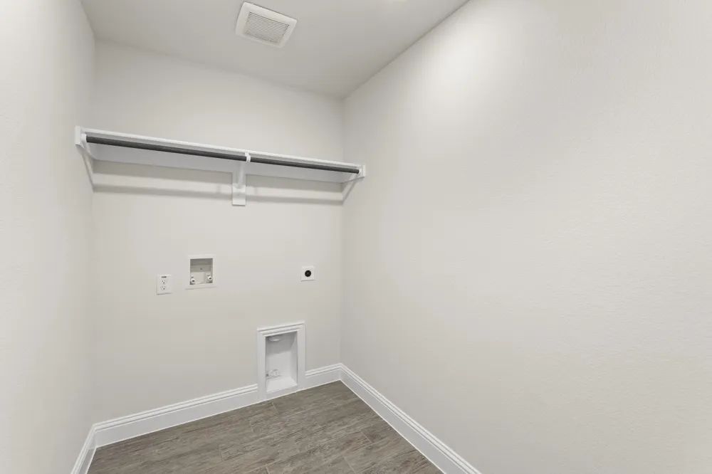 117 Meadow Road Balch Springs, TX 75181