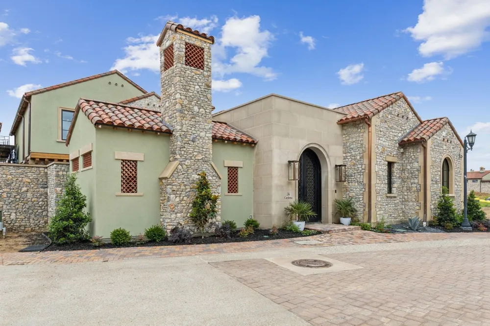 36 Cardona Drive Westlake, TX 76262