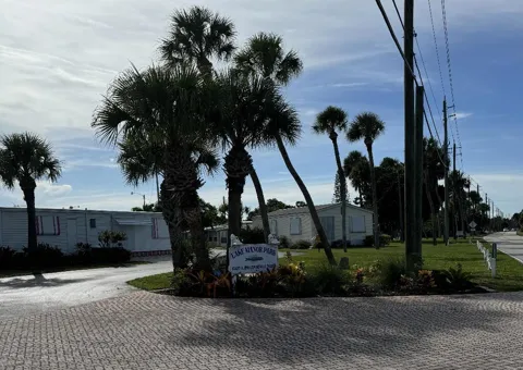13827 S Indian River Drive #40