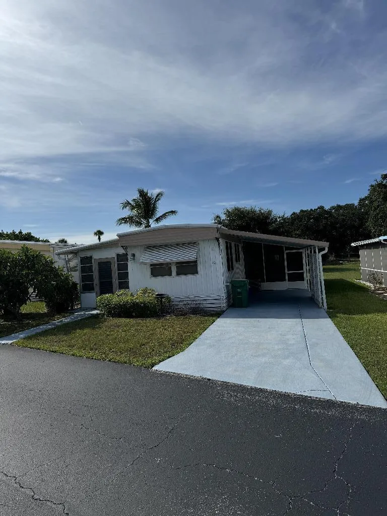 13827 S Indian River Drive #40 Jensen Beach, FL 34957