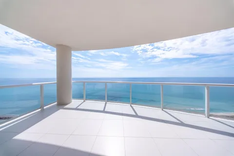 2700 Ocean Drive #2501a