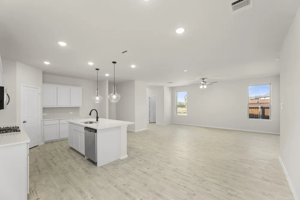 106 Van Horn Drive Terrell, TX 75160