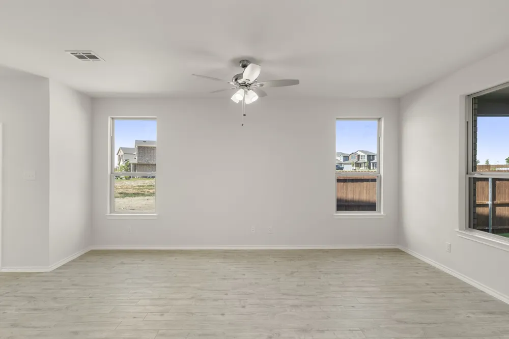 106 Van Horn Drive Terrell, TX 75160