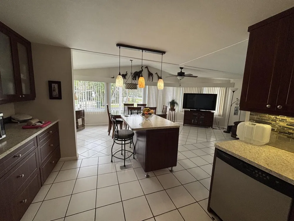 6503 NW 34th Ave Coconut Creek, FL 33073