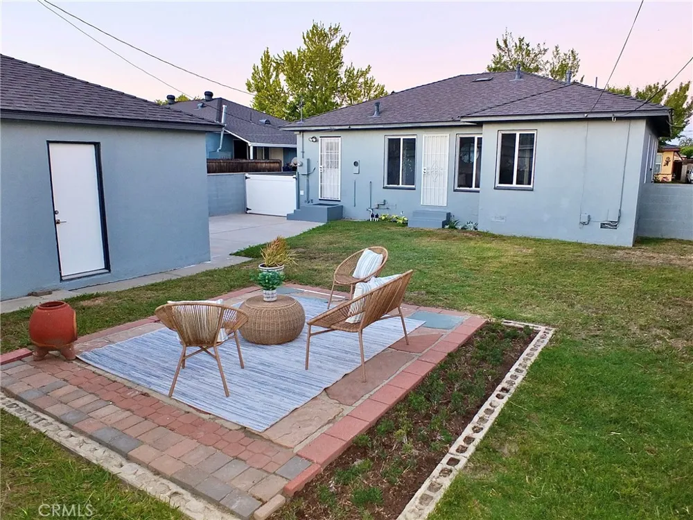 4813 Ocana Lakewood, CA 90713