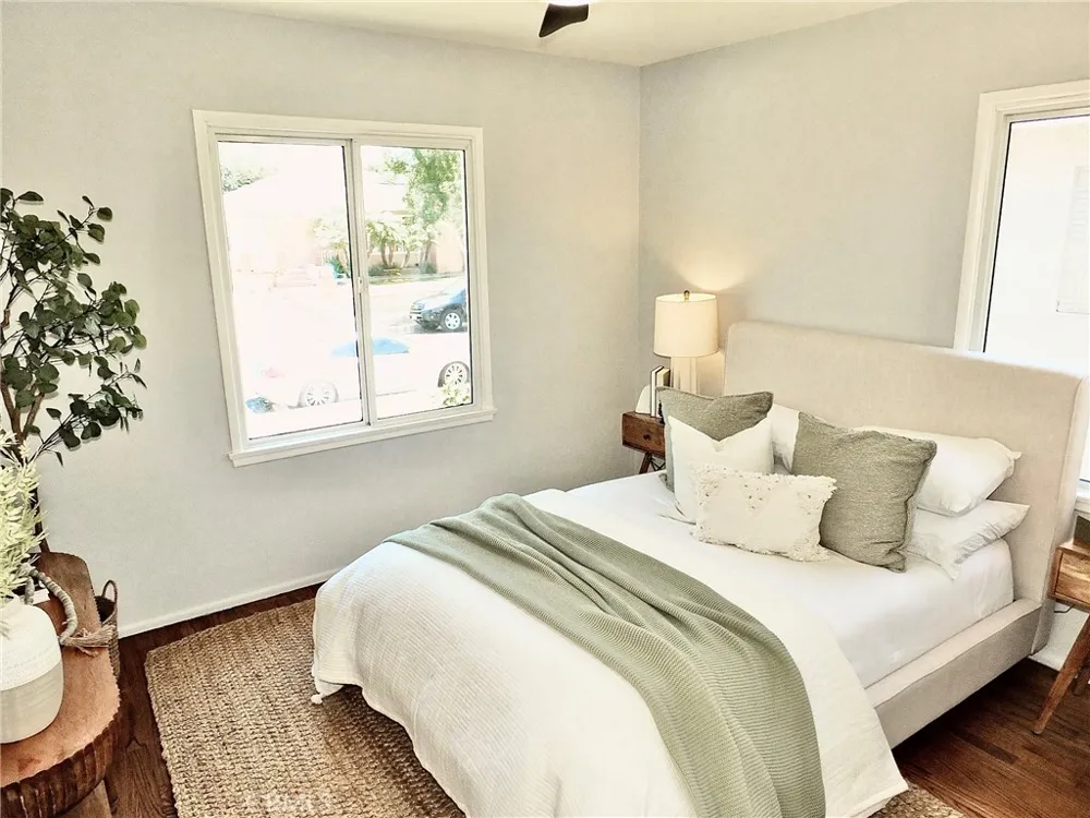 4813 Ocana Lakewood, CA 90713