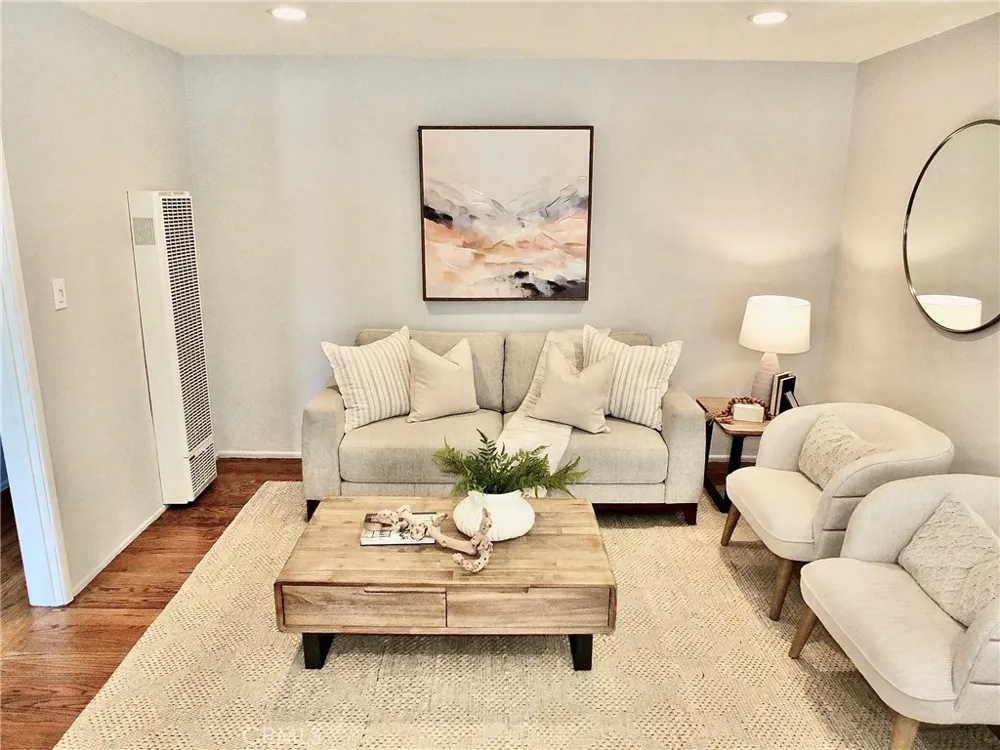 4813 Ocana Lakewood, CA 90713