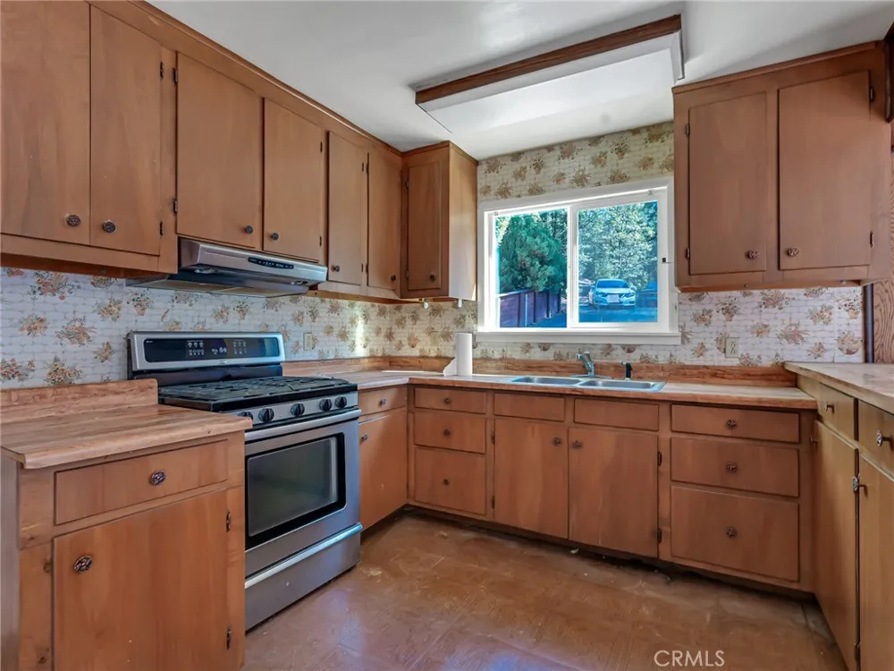271 Millview Drive Trinity Center, CA 96091