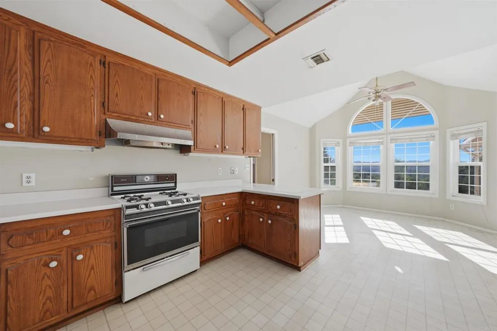 11955 Sky View Drive Valley Center, CA 92082