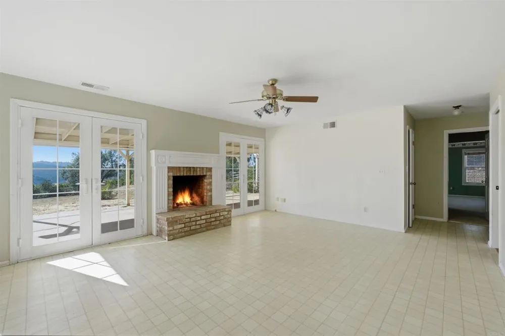 11955 Sky View Drive Valley Center, CA 92082