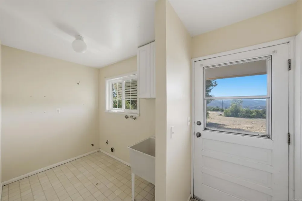 11955 Sky View Drive Valley Center, CA 92082