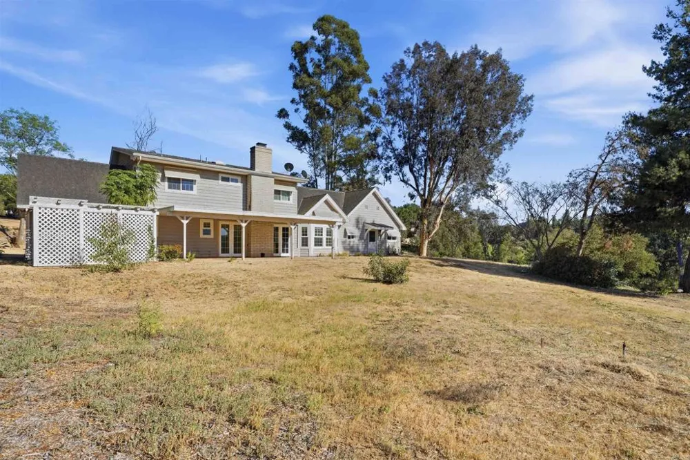 11955 Sky View Drive Valley Center, CA 92082