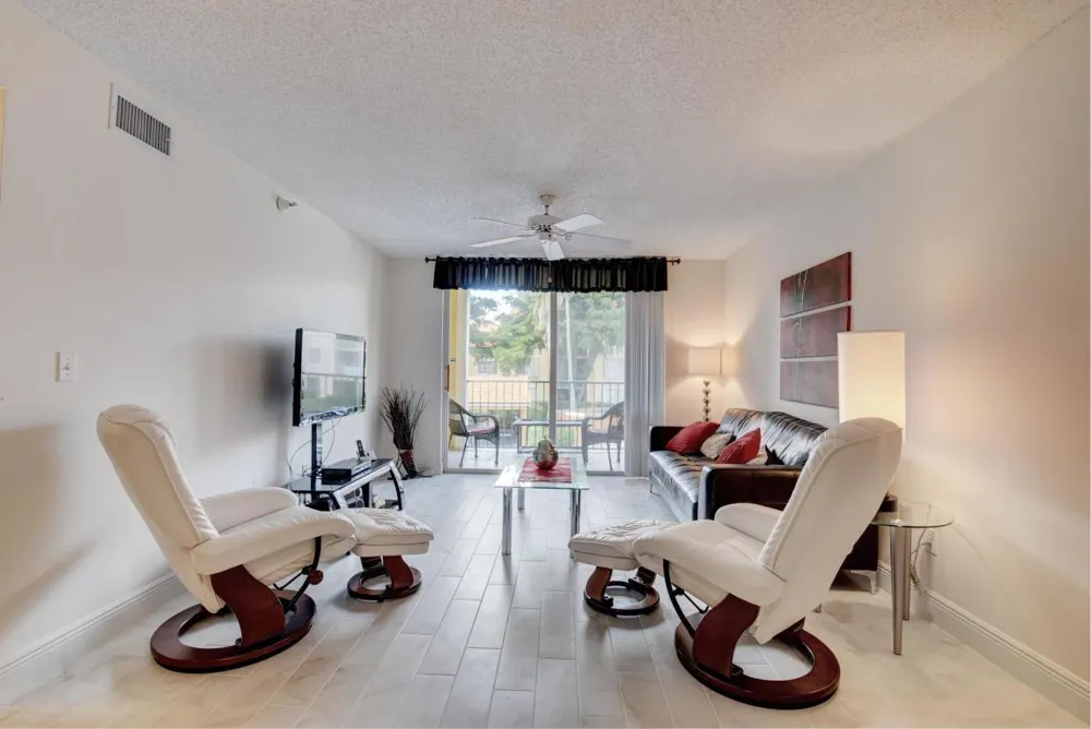 135 Yacht Club Way #207 Hypoluxo, FL 33462