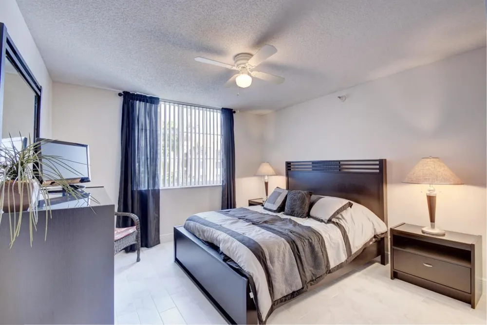 135 Yacht Club Way #207 Hypoluxo, FL 33462