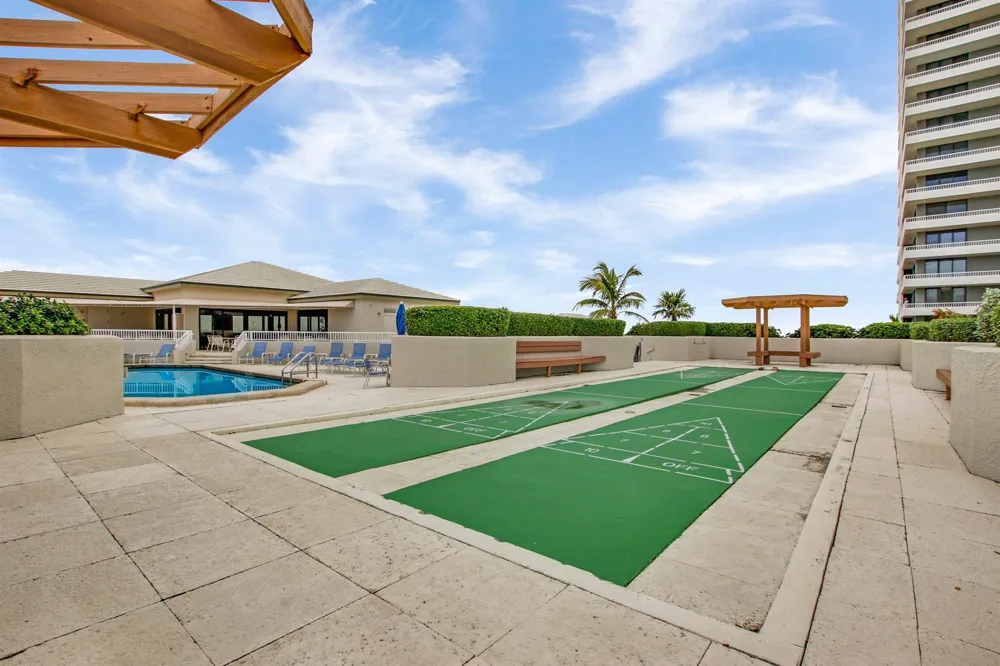 5540 Ocean Drive #1c Singer Island, FL 33404