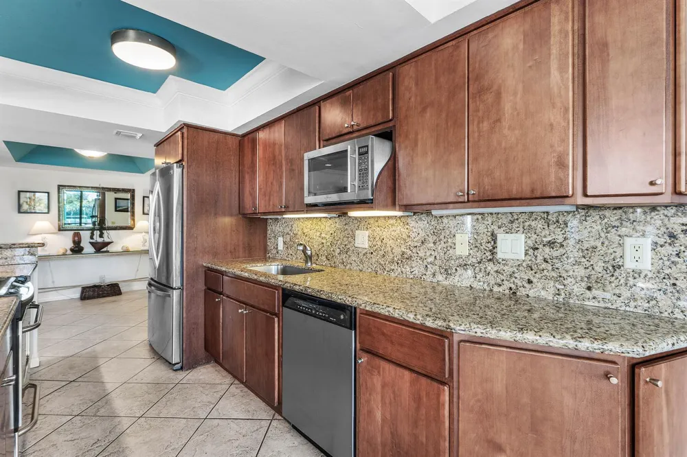 5540 Ocean Drive #1c Singer Island, FL 33404