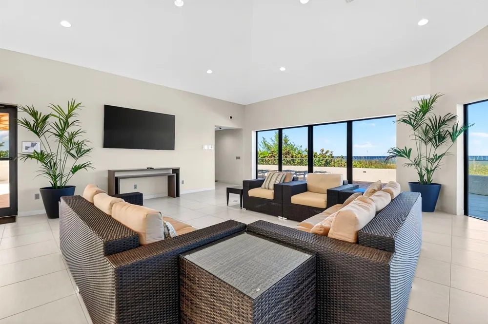 5540 Ocean Drive #1c Singer Island, FL 33404