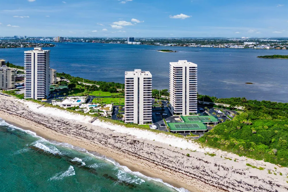 5540 Ocean Drive #1c Singer Island, FL 33404