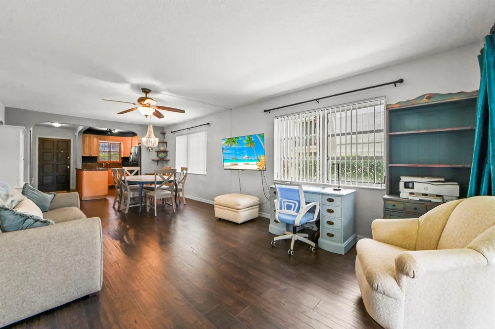308 Golfview Road #101 North Palm Beach, FL 33408