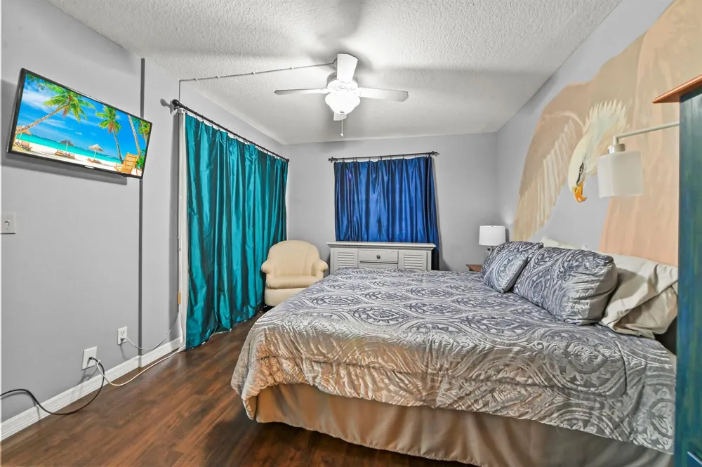 308 Golfview Road #101 North Palm Beach, FL 33408
