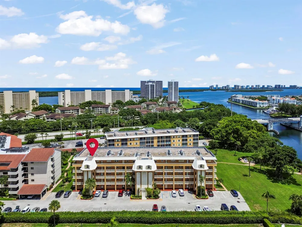 308 Golfview Road #101 North Palm Beach, FL 33408