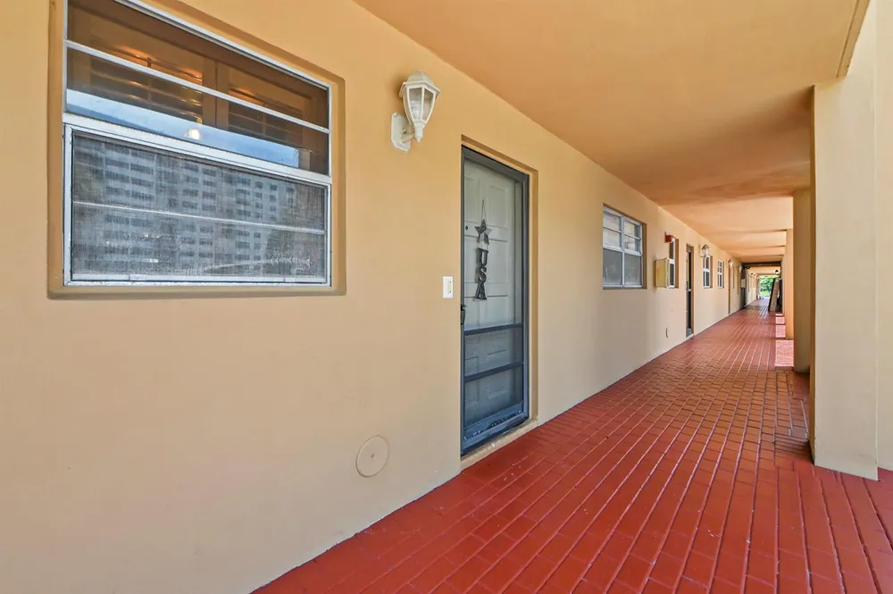 308 Golfview Road #101 North Palm Beach, FL 33408