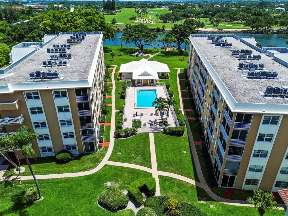 308 Golfview Road #101 North Palm Beach, FL 33408