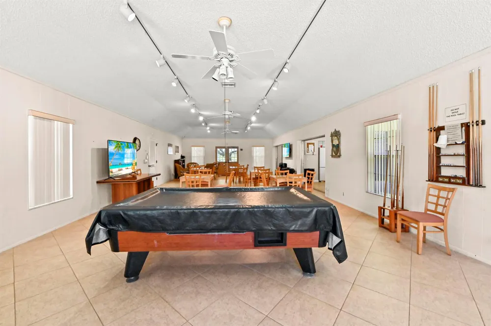 308 Golfview Road #101 North Palm Beach, FL 33408