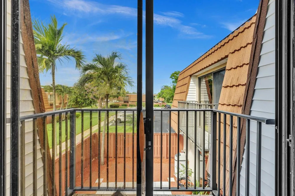 2961 SW 11th Place Deerfield Beach, FL 33442