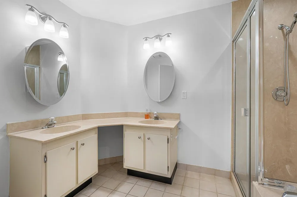 210 Captains Walk #711 Delray Beach, FL 33483
