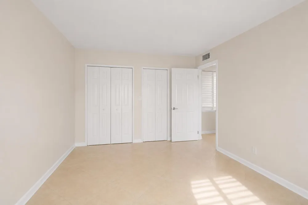 4528 SW 54th Street #302-b Dania Beach, FL 33314