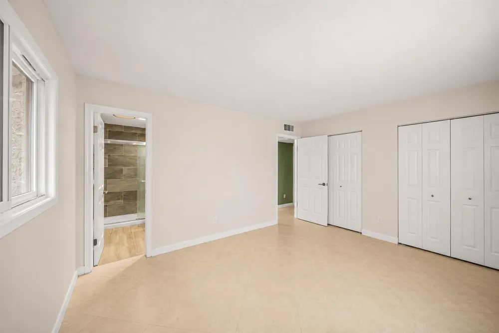 4528 SW 54th Street #302-b Dania Beach, FL 33314