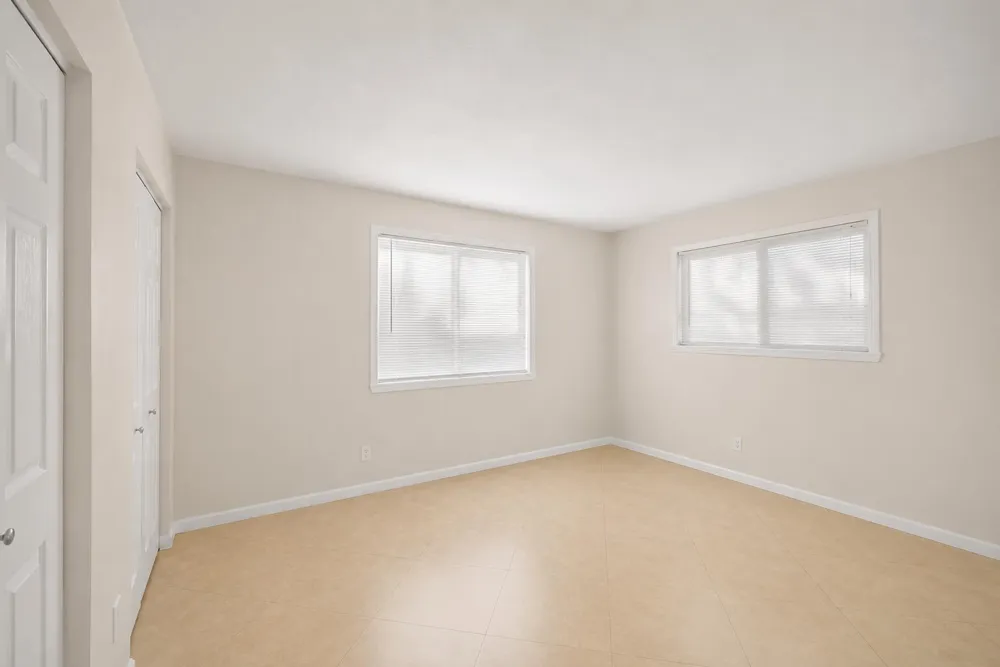 4528 SW 54th Street #302-b Dania Beach, FL 33314