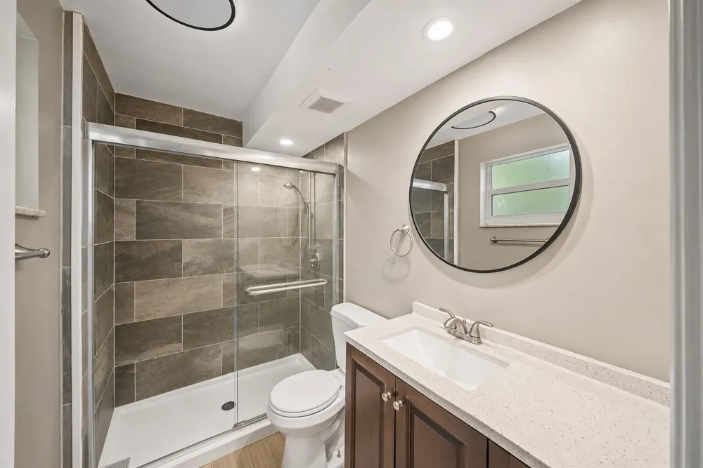 4528 SW 54th Street #302-b Dania Beach, FL 33314