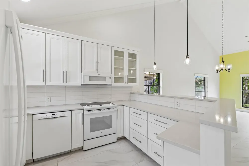 2656 Riverside Drive #2656 Coral Springs, FL 33065