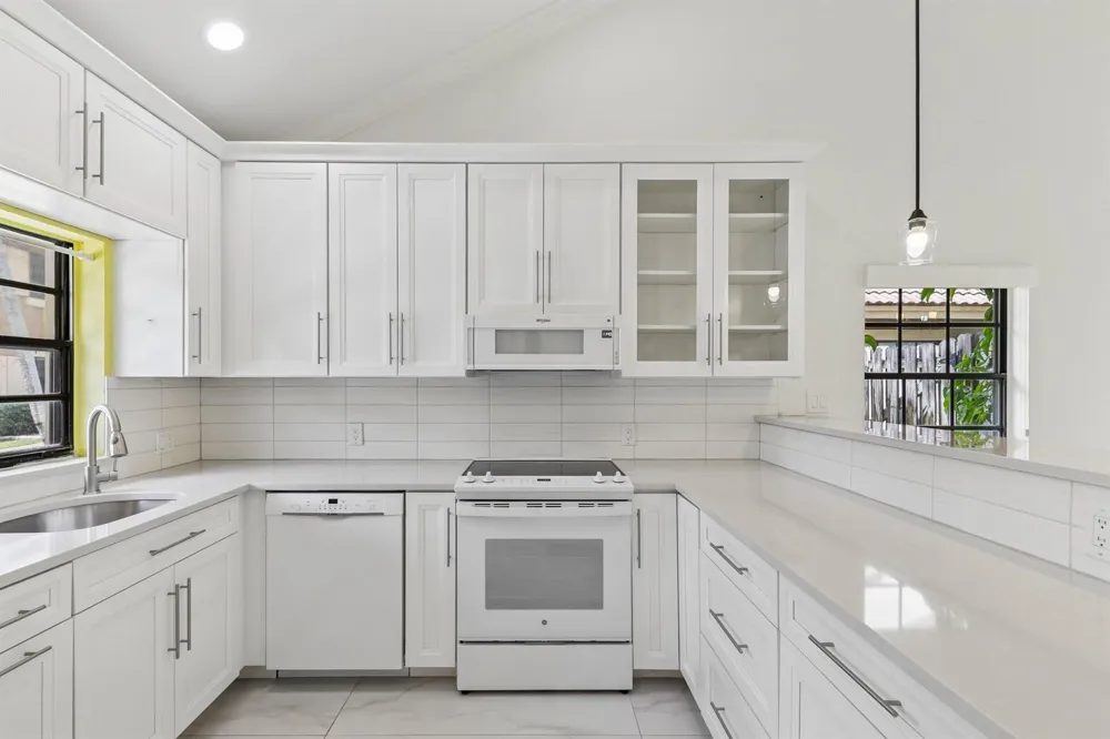 2656 Riverside Drive #2656 Coral Springs, FL 33065