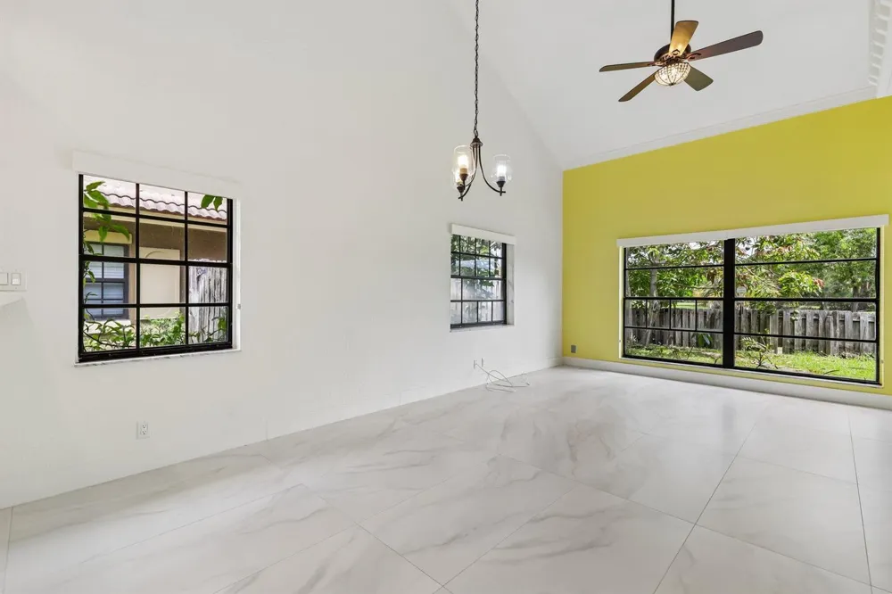 2656 Riverside Drive #2656 Coral Springs, FL 33065