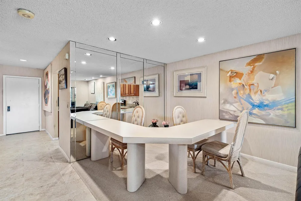 7 Southport Lane #F Boynton Beach, FL 33436