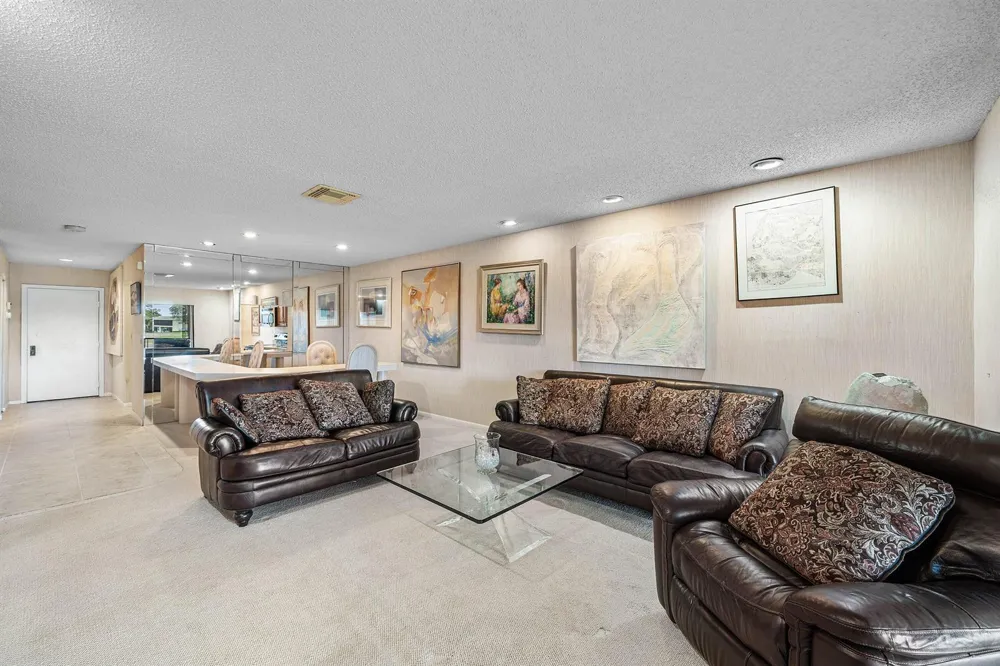 7 Southport Lane #F Boynton Beach, FL 33436