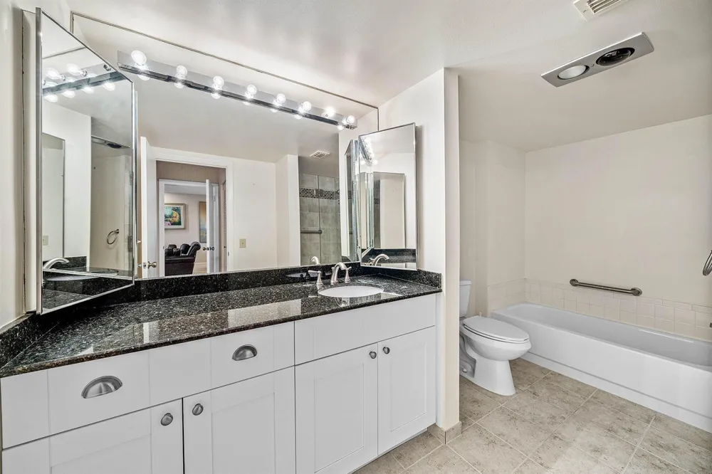 7 Southport Lane #F Boynton Beach, FL 33436