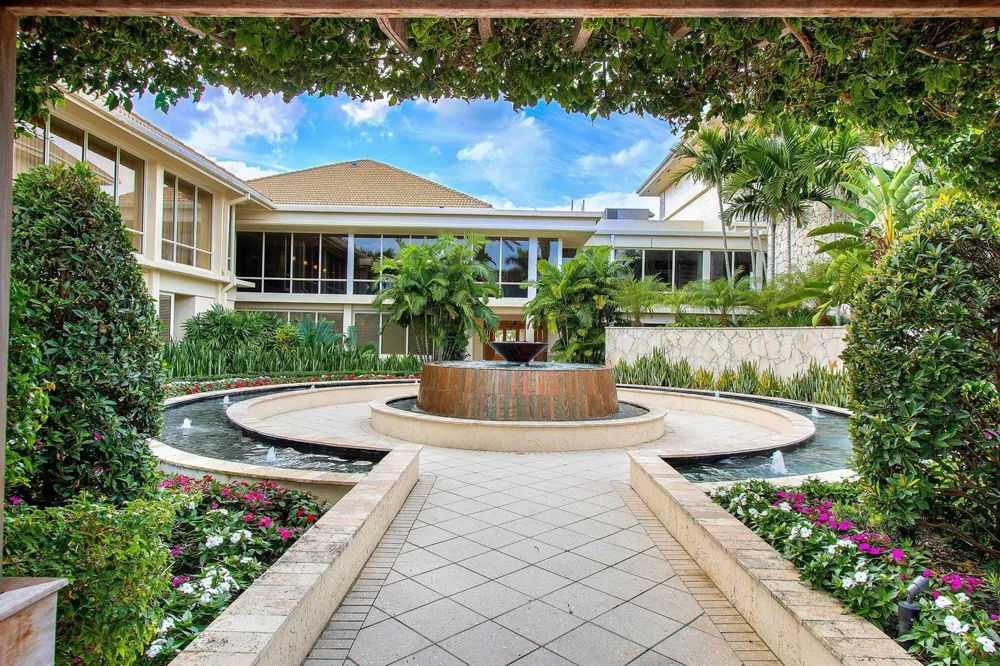 7 Southport Lane #F Boynton Beach, FL 33436