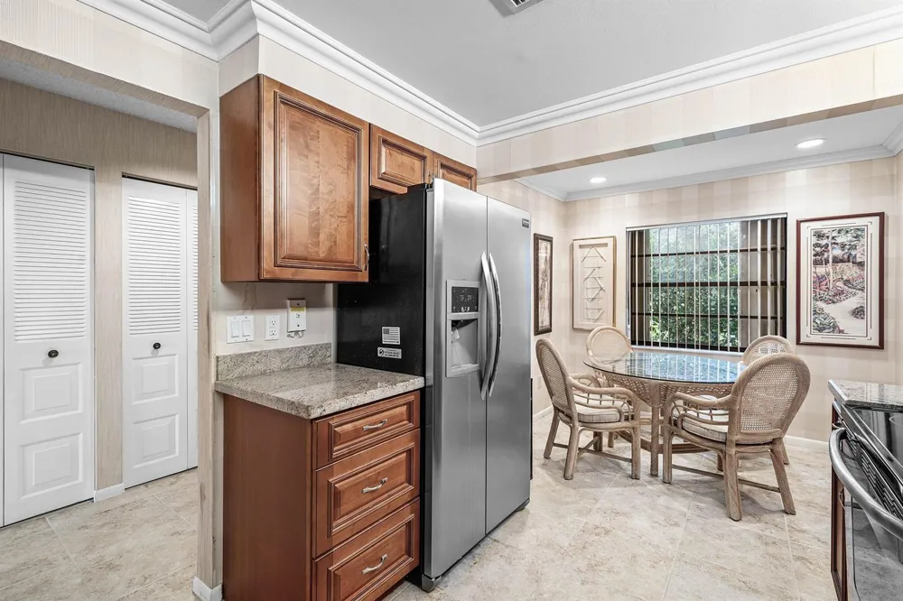 7 Southport Lane #F Boynton Beach, FL 33436