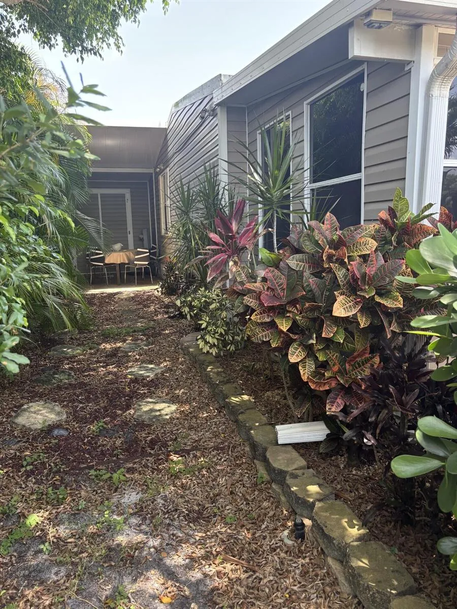 6700 NW 45th Avenue #S-7 Coconut Creek, FL 33073